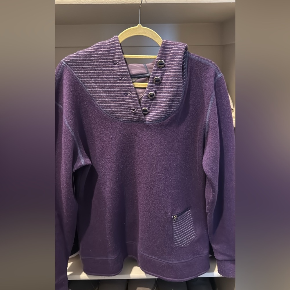 Kuhl women’s wool sweater